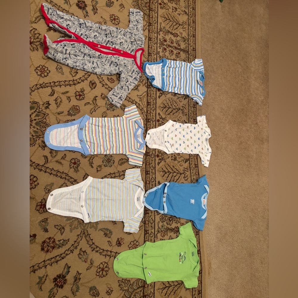 Baby Clothes Lot 0-3 Months